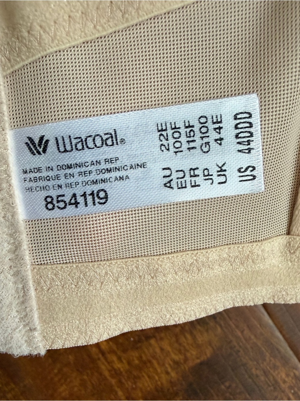 Wacoal Nude/Beige Underwire T-Shirt Bra size 44DDD - Picture 5 of 9